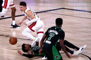 开云官网-费德勒连续三场比赛得分超过绝杀波士顿凯尔特人清晨主帅复盘，媒体一致点评：巴特勒新星问鼎冠军表现惊艳的简单介绍