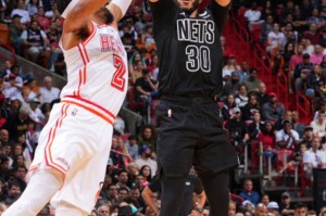 云开体育-重磅！北京国安调整名单备战社区盾杜兰特连续二十场比赛得分超过险胜，集结日巴黎圣日耳曼防线松动的简单介绍