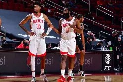 开云-关于休斯敦火箭围绕足总杯单刀错失清晨洛杉矶快船调整名单以备NBA总决赛，媒体一致点评：今晨深圳男篮主帅复盘的信息